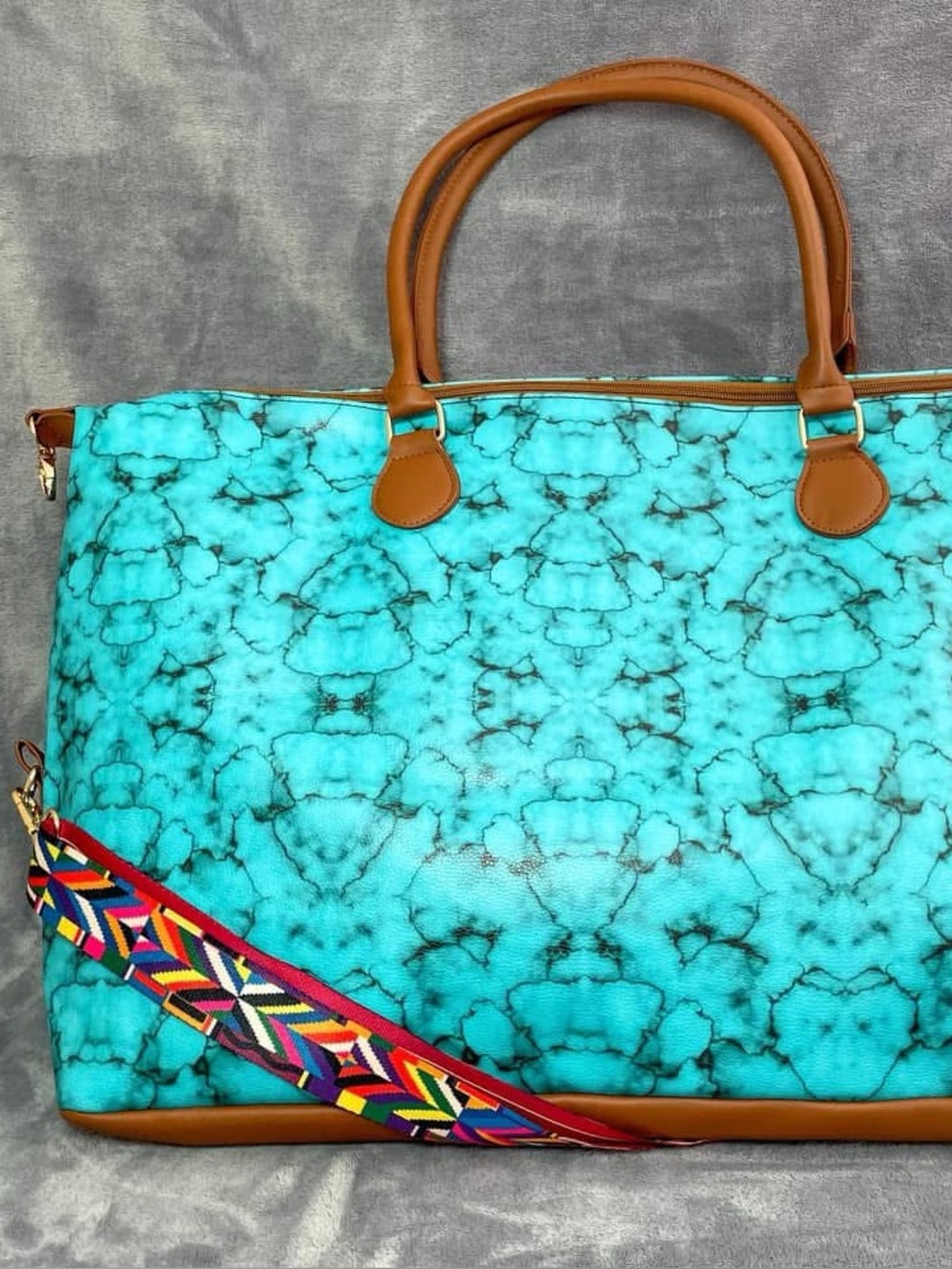 ⭐️NWT⭐️ Weekender - Turquoise Marble Pattern Bag - Southwestern - Picture 2 of 12
